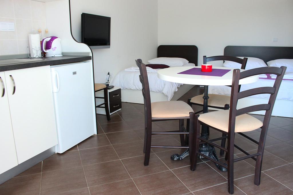 Apartments Palma Šibenik Oda fotoğraf